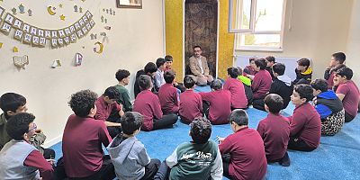 Taraklı İmam Hatip Ortaokulu Öğrencilerine Millî ve Manevî Şuur Dersi Verildi