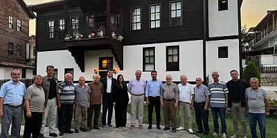 Taraklı’nın İlk Kaymakamı Seyfullah Hacımüftüoğlu Eski Dostlarıyla Buluştu
