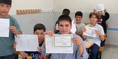 Taraklı Ortaokulu’nda Karne ve Kupa Sevinci