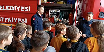 Taraklı Ortaokulu ve İmam Hatip Ortaokulu Öğrencilerinden İtfaiye Ziyareti