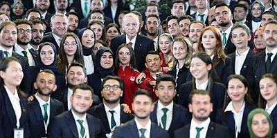 Taraklılı Tuhan Çiftçioğlu, Türkiye'yi Temsilen Başkentte