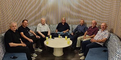 Ünlü Bestekar Âmir Ateş ve Eski Başkanlar Taraklı'da Huzur Depoladı