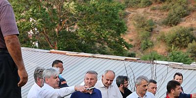 Vali Doğan ve Başkan Alemdar Yangın Bölgesindeki Köyleri Ziyaret Etti