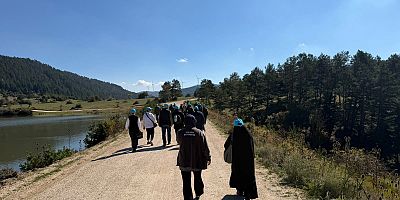 YADEM yaşlıları Taraklı Karagöl’de huzur dolu bir gün geçirdi