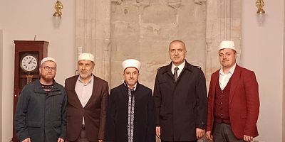 Yunus Paşa Camii’nde Öğretmenler Günü İçin Mevlid-i Şerif Programı Düzenlendi