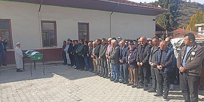 Yusufbey Mahallesi Eski Muhtarı Arif Armağan Toprağa verildi