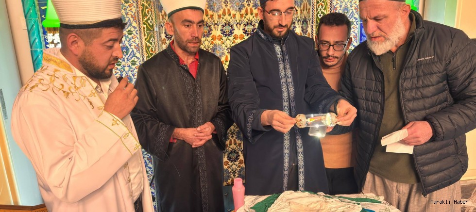 Taraklı Aşağı Camii’nde Sakal-ı Şerif Ziyareti