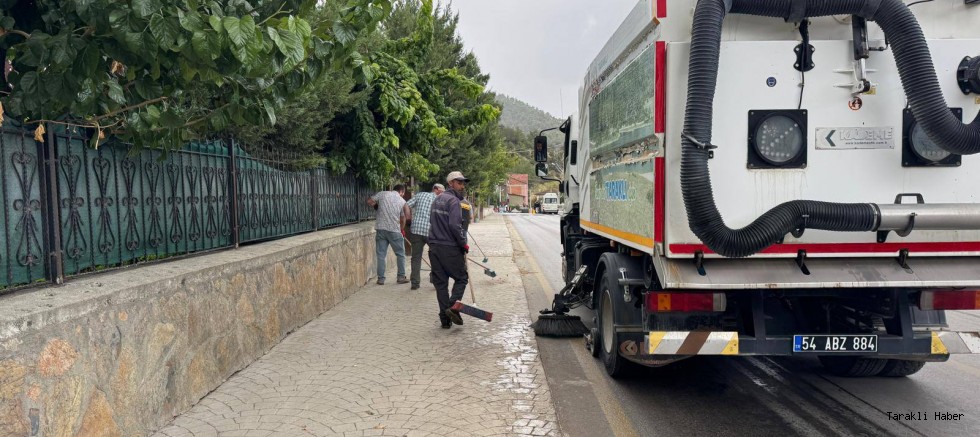 Taraklı Belediyesi’nden İlçede Kapsamlı Temizlik Çalışması