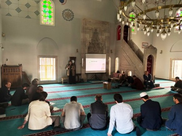 Taraklı İlçe Müftülüğü Aylık Personel Toplantısı ve “Bağımlılıkla Mücadele” Programı Gerçekleştirildi