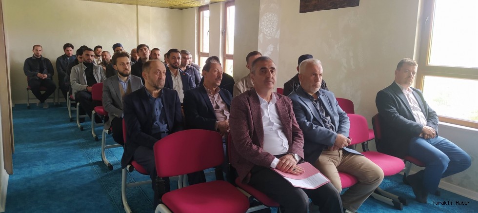 Taraklı Müftülüğü Toplantısında Psikolojik Hastalıklar ve Engellilik Konuları Ele Alındı