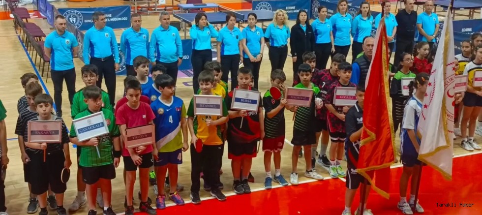 Taraklı Ortaokulu Masa Tenisi Takımı Bölge Elemelerinde Göz Doldurdu