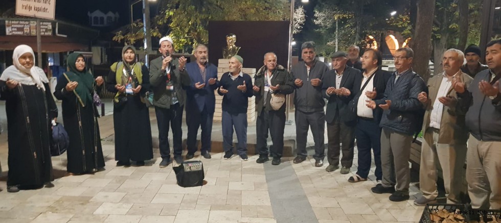 Umre Kafilesine karşılama